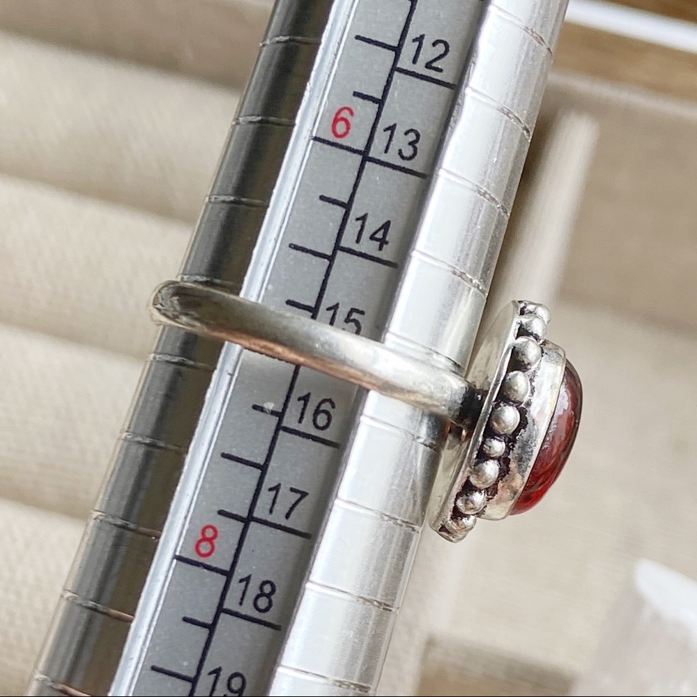 Victorian  garnet sterling silver ring - Picture 3 of 5